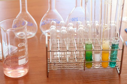 Glassware for analysis laboratory