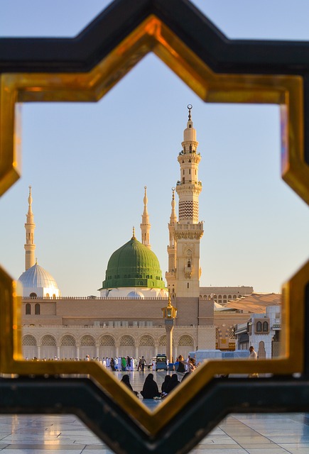 Stellung der Frau im Islam im Vergleich zu anderen Kulturen und Religionen