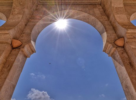 Quando si cominciò a prendere in considerazione l’Ijmaa ("consenso.")