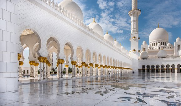 Which source is used first and foremost to derive Islamic Knowledge?