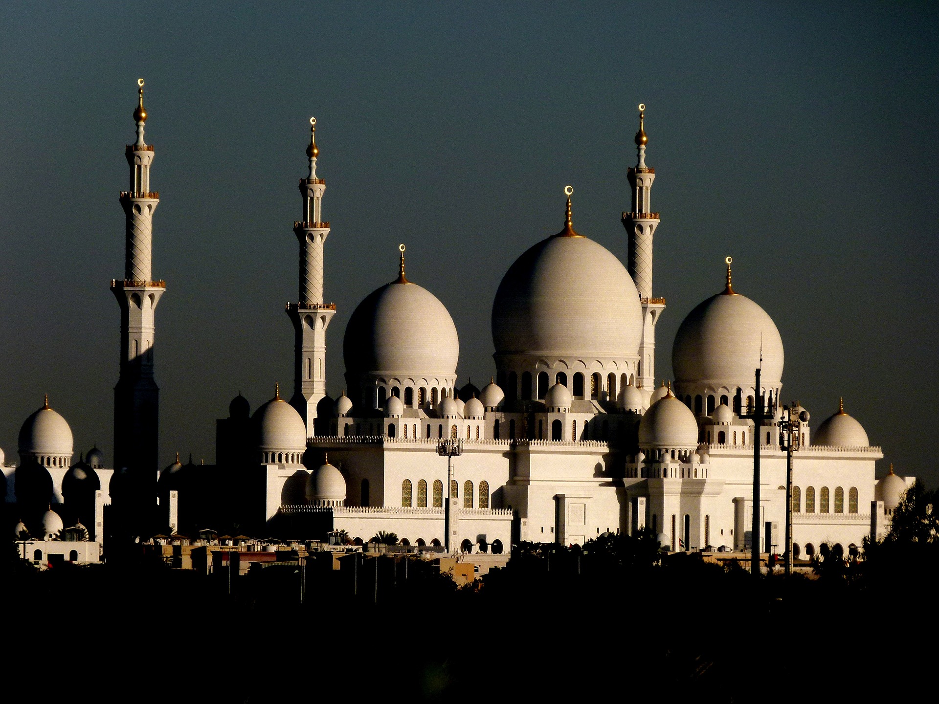What are The five pillars of Islam?